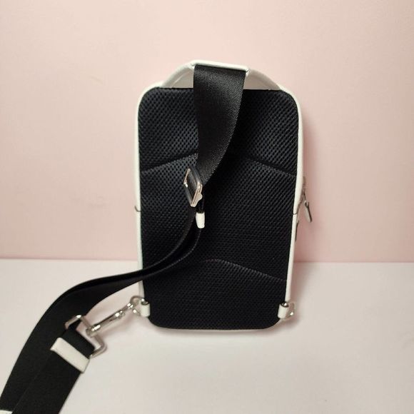 NWT Coach C9867 Sullivan Pack Silver Chalk White Signature Canvas Leather - Picture 4 of 7